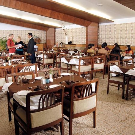 The Ambience Hotel Pune Extérieur photo