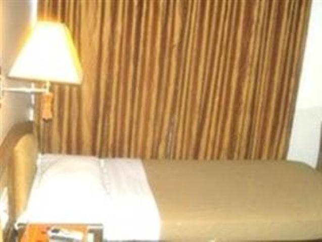The Ambience Hotel Pune Chambre photo