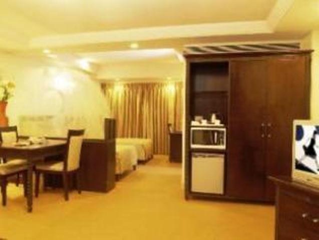 The Ambience Hotel Pune Extérieur photo