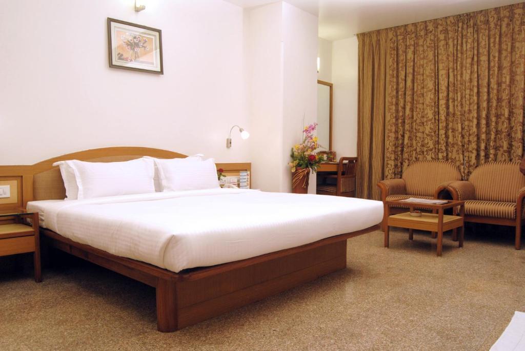 The Ambience Hotel Pune Chambre photo